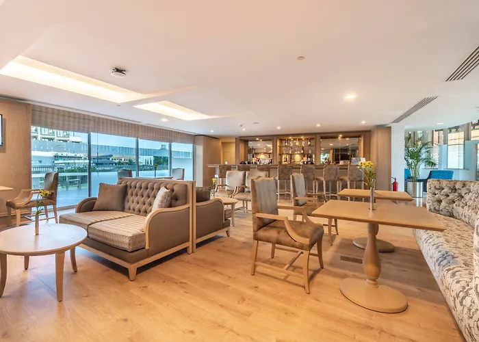 Concorde De Luxe Lara AntalyaResort Hotel